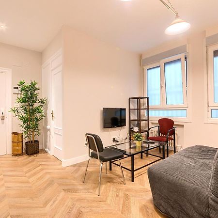 Euskalduna, Vivienda Turistica Moderna Y Renovado Bilbao Eksteriør billede