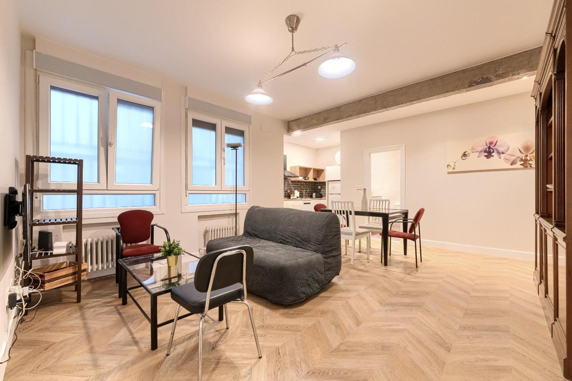 Euskalduna, Vivienda Turistica Moderna Y Renovado Bilbao Eksteriør billede