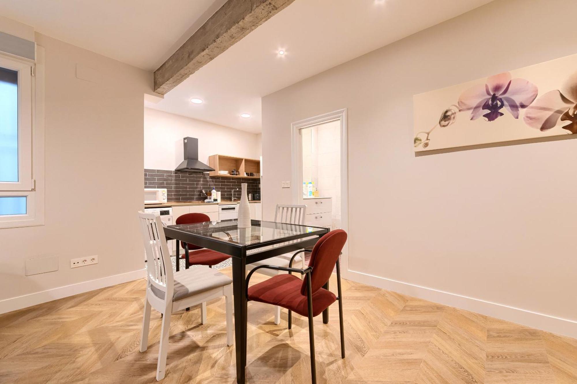 Euskalduna, Vivienda Turistica Moderna Y Renovado Bilbao Eksteriør billede